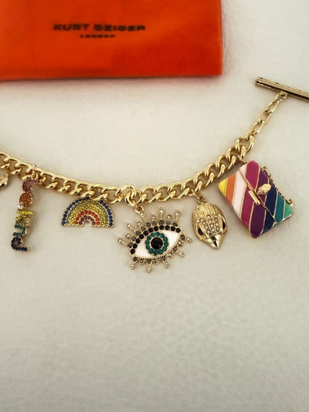 NWT KURT GEIGER LONDON MULTI CHARMS BRACELET W DUST BAG - Picture 3 of 6